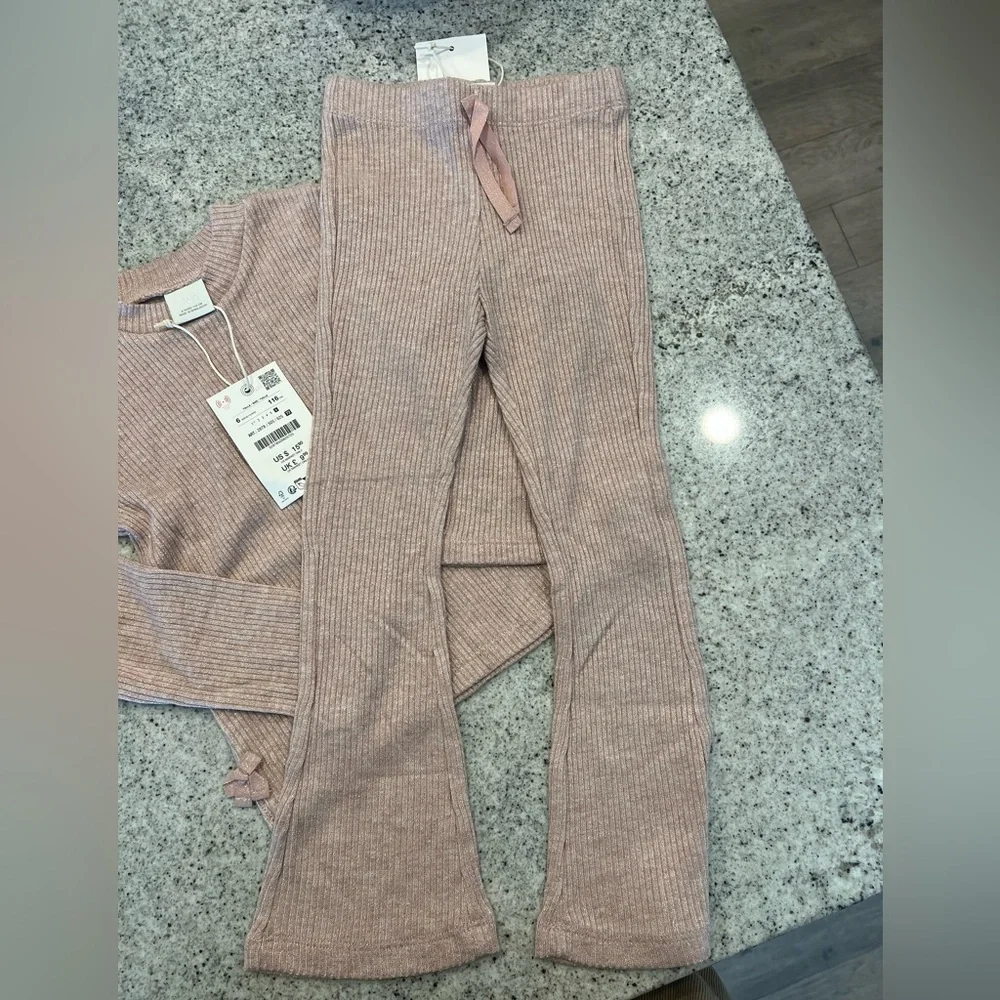 Zara Kids Ribbed Matching Set in Light Mauve Pink